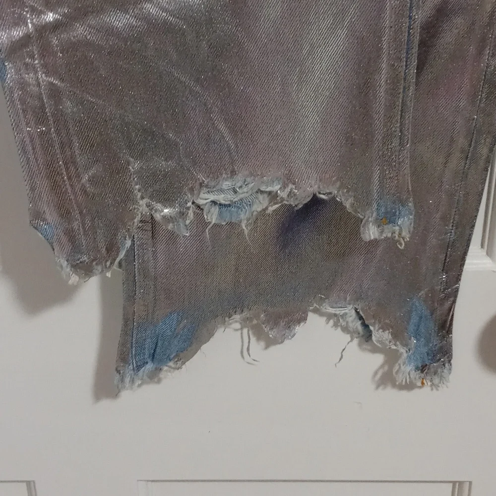 🆕️ 💙Free People💙 - Silver Maggie Foil Jean - Picture 9 of 16